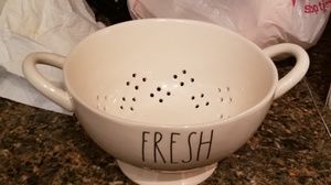 Rae Dunn Colander